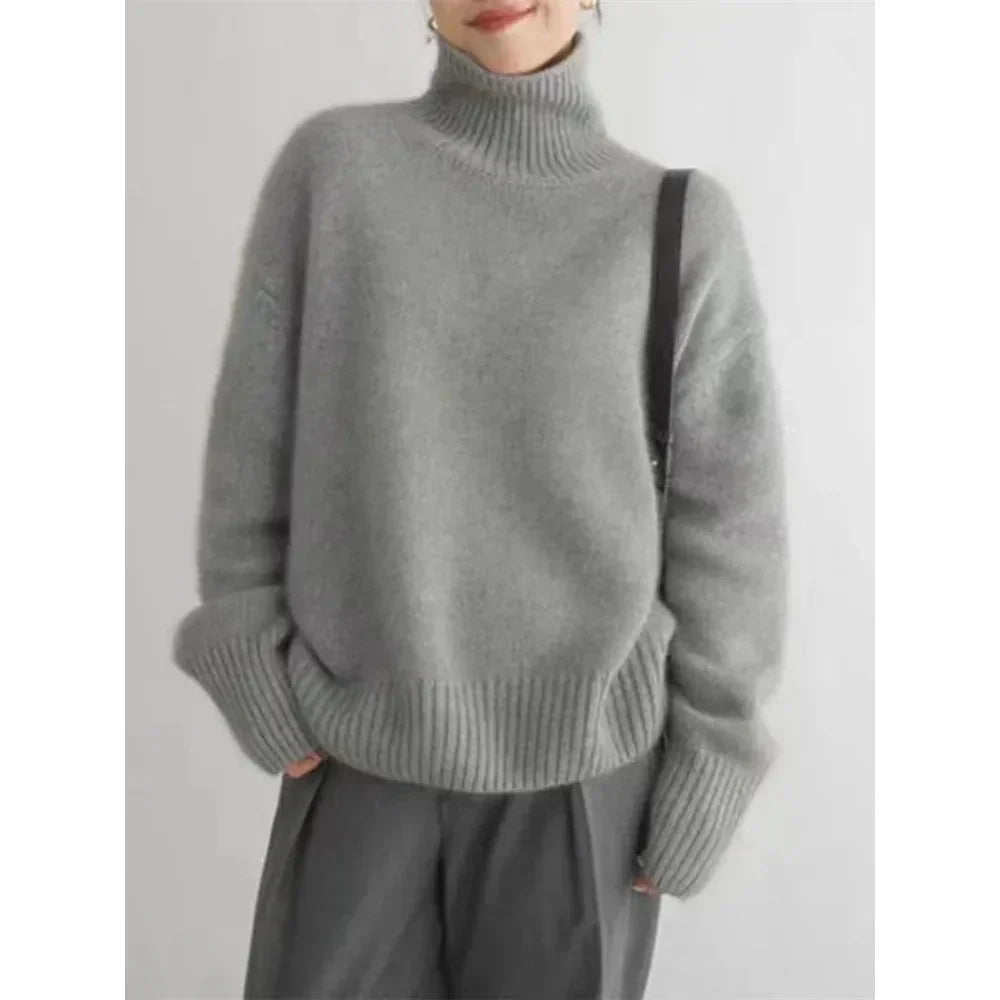 Elysea™ Elena | Stylish Turtleneck
