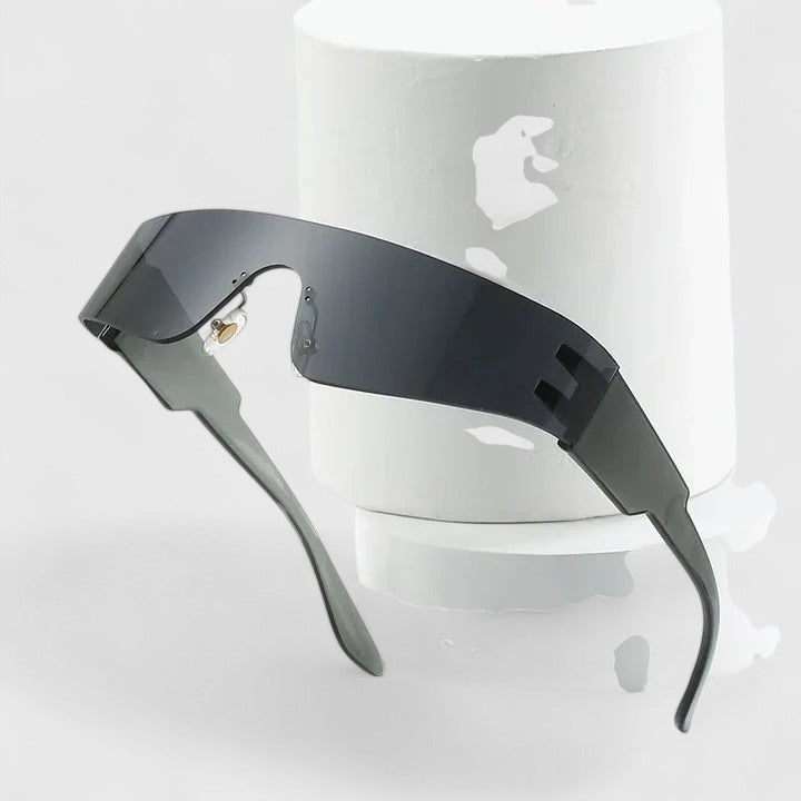 Elysea™ Skyllarr | Elegant Sunglasses