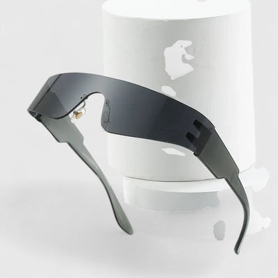 Elysea™ Skyllarr | Elegant Sunglasses